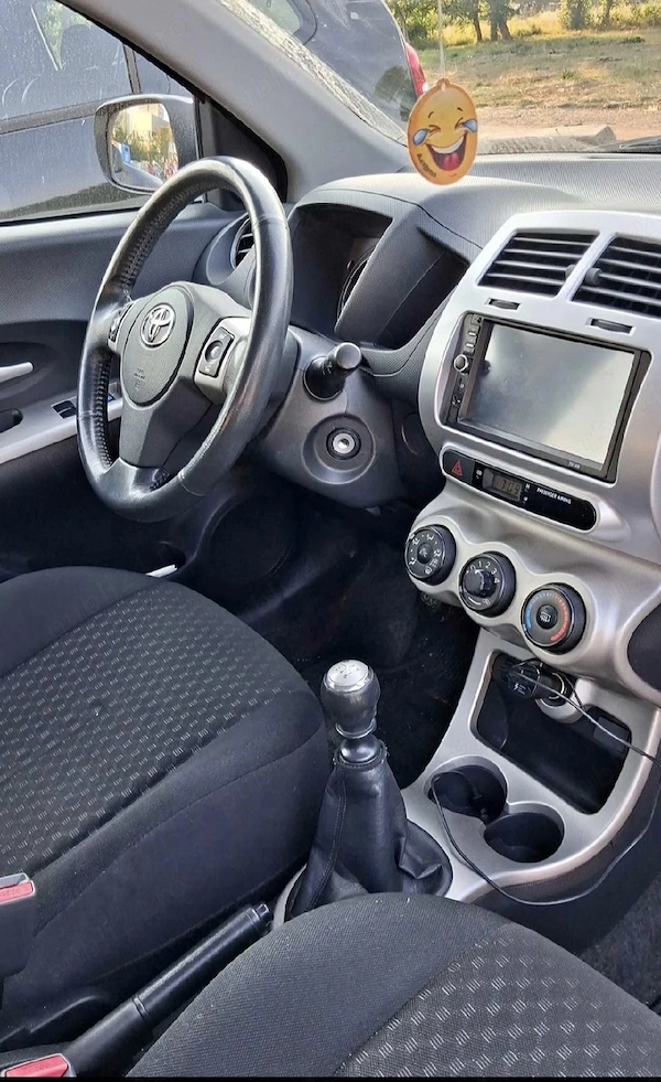 TOYOTA Urban Cruiser 2010 — imagine 2