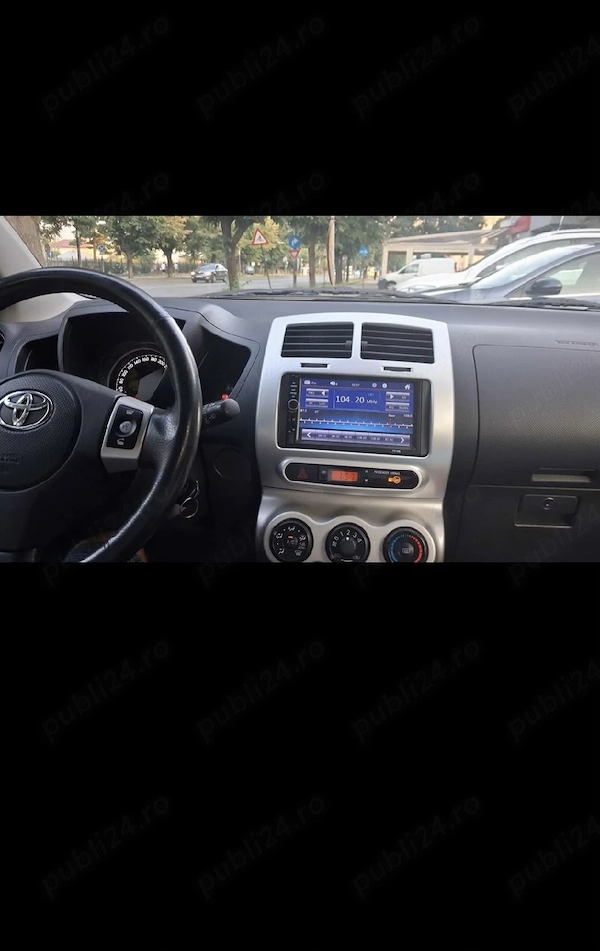 TOYOTA Urban Cruiser 2010 — imagine 3