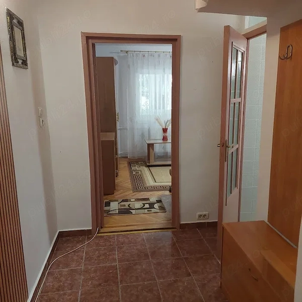 Apartament 1 camera decomandat etaj 1 Aradului aproape de Piata Verde mobilat utilat — fotografia 3