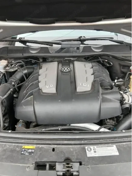 VOLKSWAGEN Touareg 2014 — imagine 4