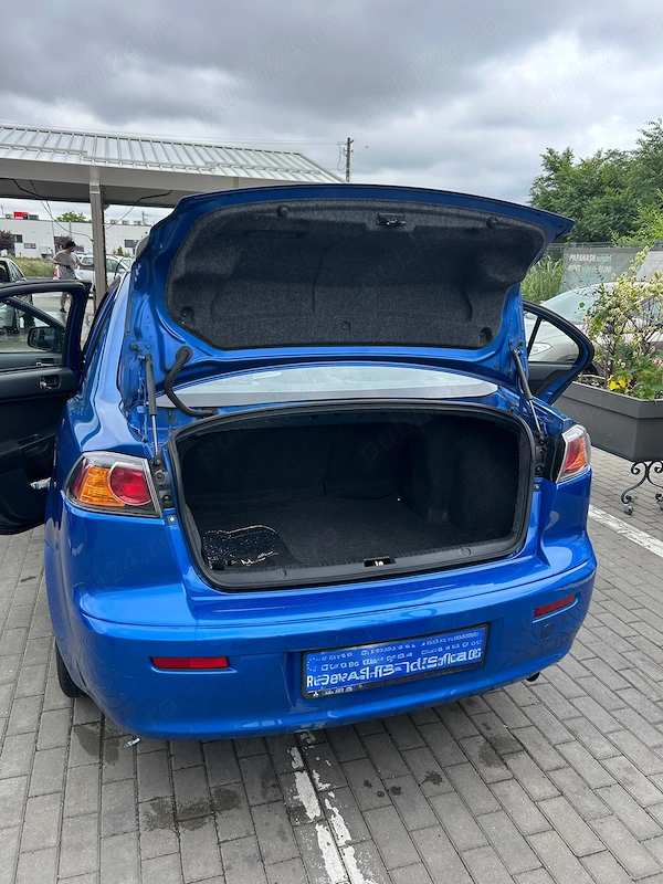 MITSUBISHI Lancer 2011 — imagine 6