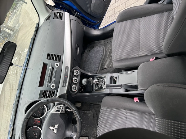 MITSUBISHI Lancer 2011 — imagine 8
