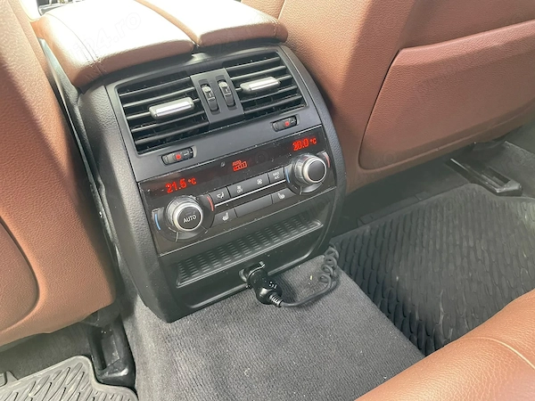 BMW 5 Series 2013 — imagine 9