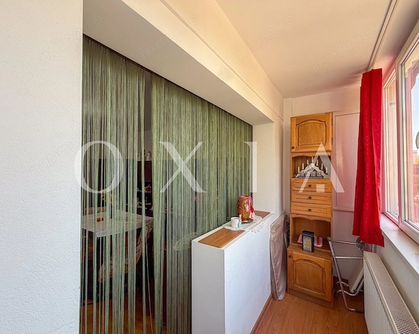 OX767 Lipovei, Etaj 1, Decomandat, Centrala Proprie — fotografia 1