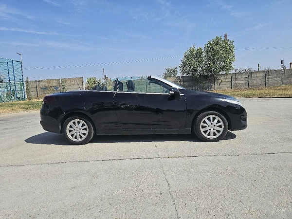 RENAULT Megane 2011 — imagine 4