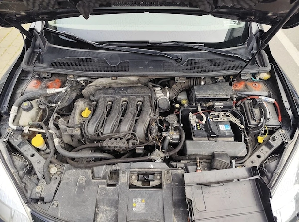 RENAULT Megane 2011 — imagine 2