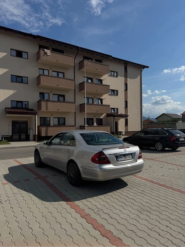 MERCEDES-BENZ E-Class 2004 — imagine 3