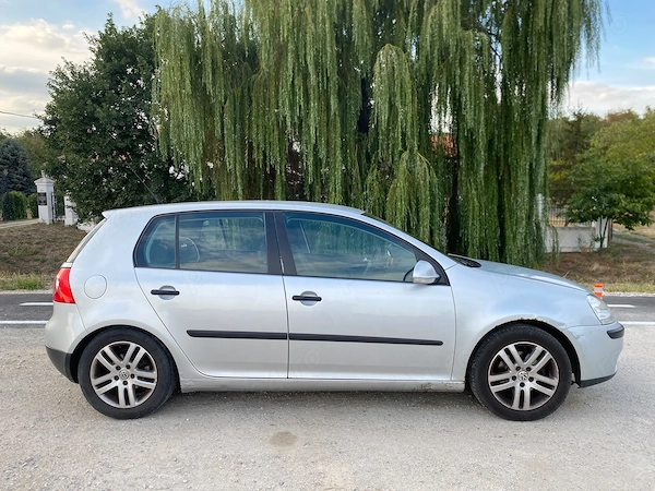 VOLKSWAGEN Golf 2006 — imagine 3