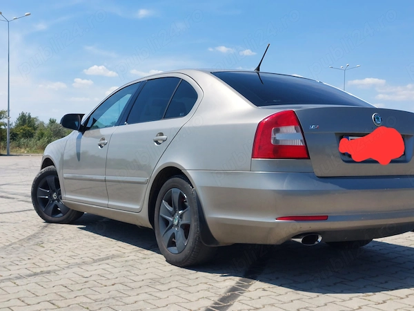 SKODA Octavia 2011 — imagine 3