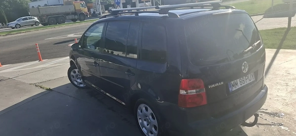 VOLKSWAGEN Touran 2004 — imagine 2