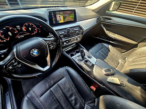 BMW 5 Series 2019 — imagine 4