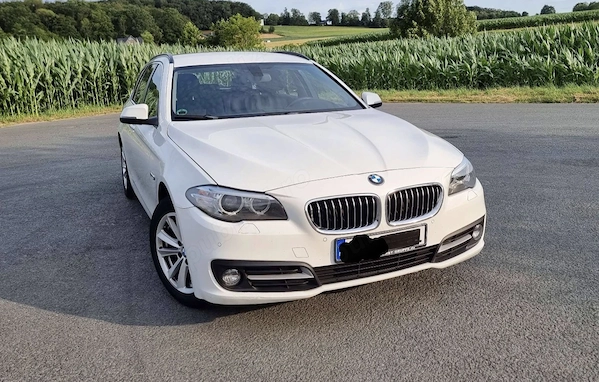 Vând BMW 520d f11 2015