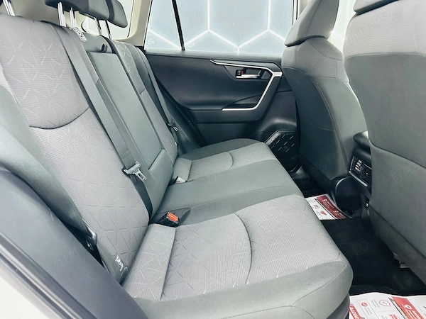 TOYOTA RAV4 2021 — imagine 7