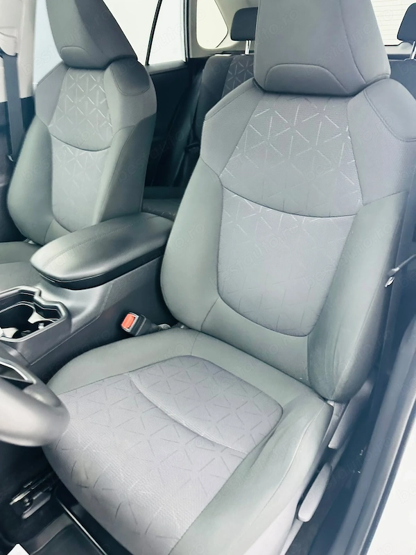 TOYOTA RAV4 2021 — imagine 11