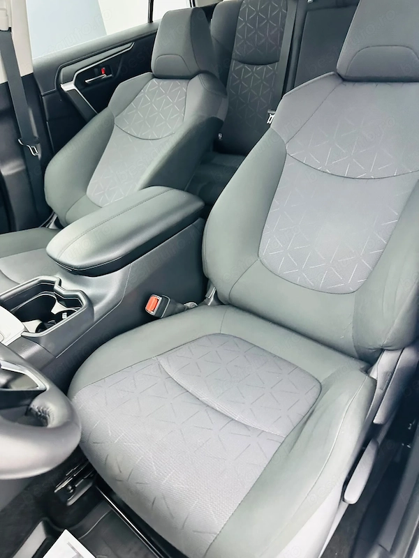 TOYOTA RAV4 2021 — imagine 19
