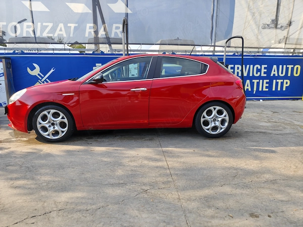 ALFA ROMEO Giulietta 2010 — imagine 3