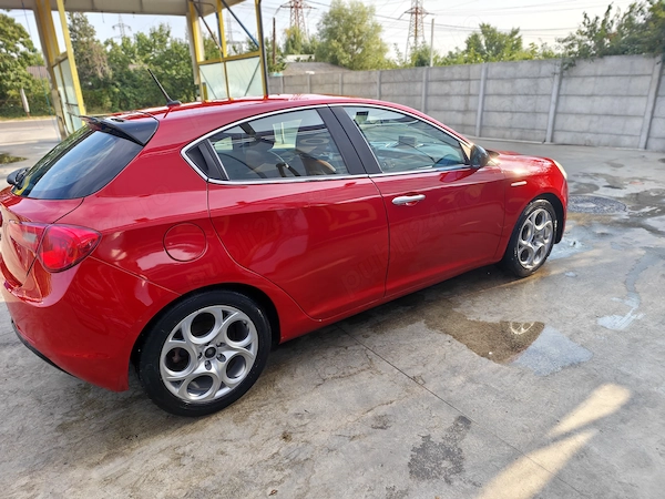 ALFA ROMEO Giulietta 2010 — imagine 7