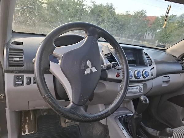 MITSUBISHI L200 2007 — imagine 5