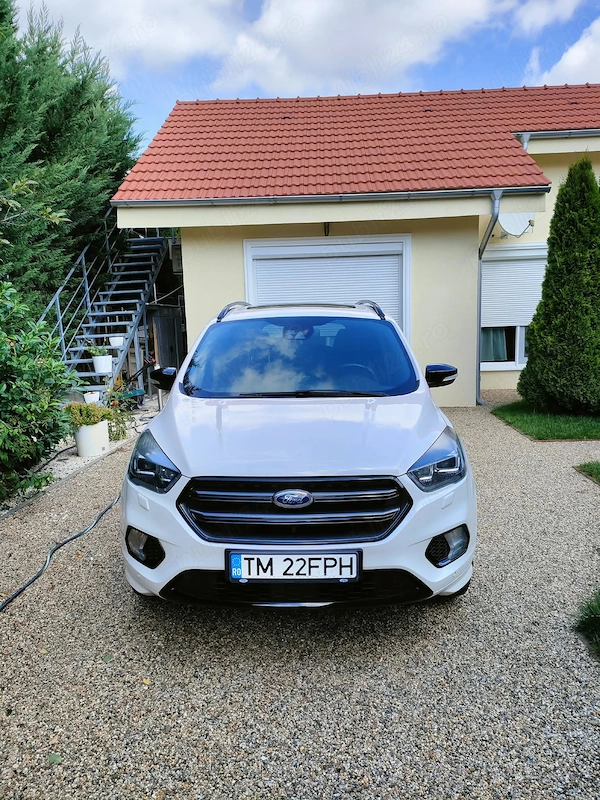 Ford Kuga ST-Line 1.5 EcoBoost AWD, 176 CP, automată