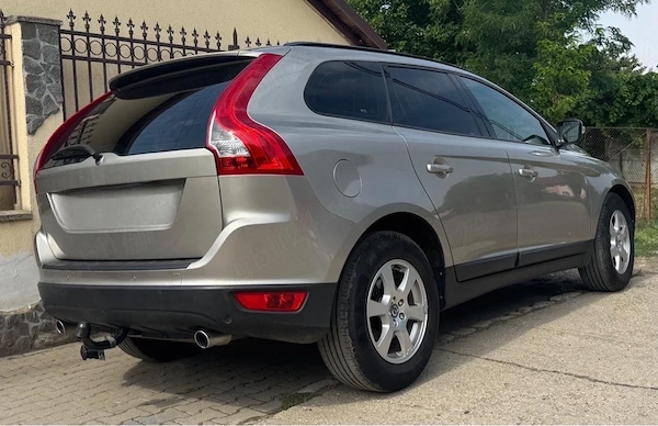 VOLVO XC60 2011 — imagine 3