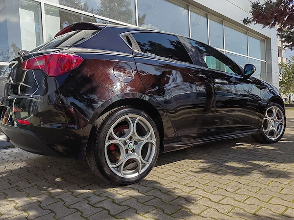 ALFA ROMEO Giulietta 2010 — imagine 4