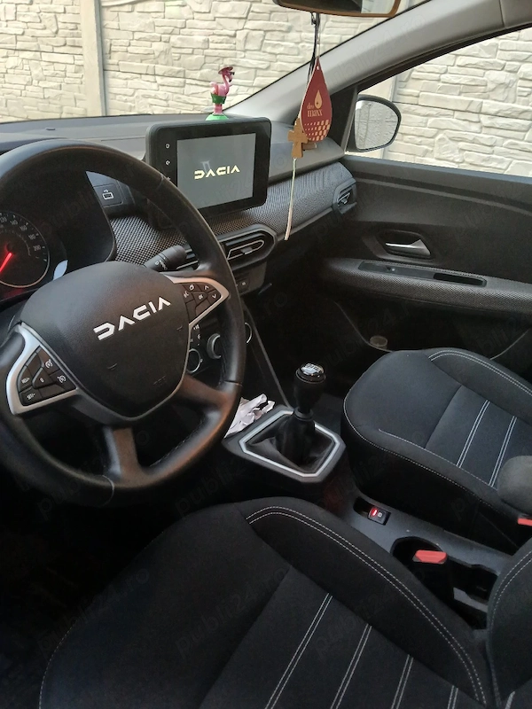 DACIA Logan 2024 — imagine 4