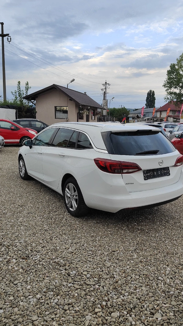 OPEL Astra 2019 — imagine 10