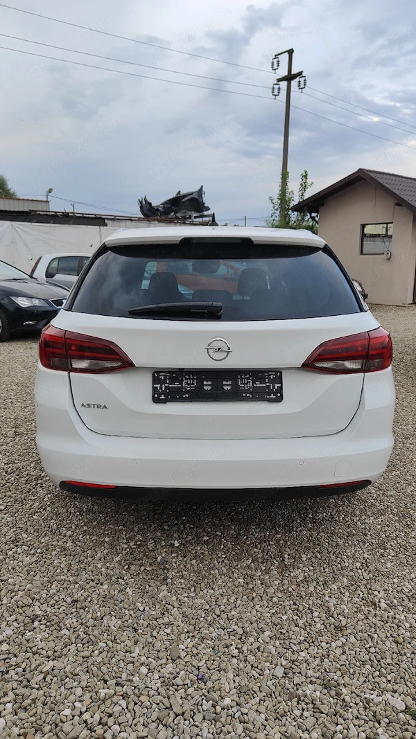 OPEL Astra 2019 — imagine 8