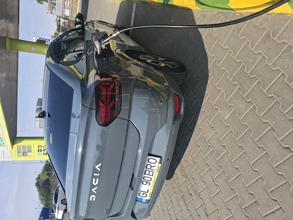 DACIA Logan 2023 — imagine 3