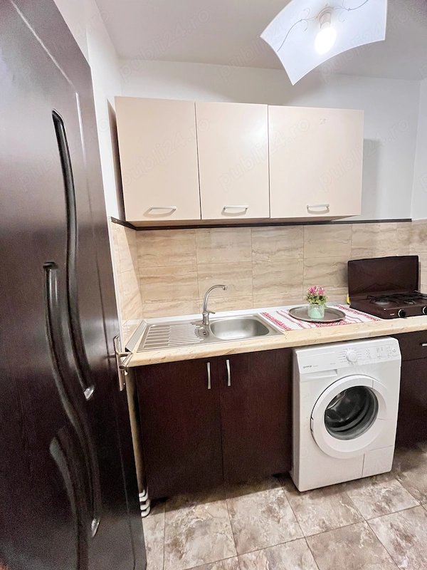 Apartament cu o cameră de închiriat — fotografia 3