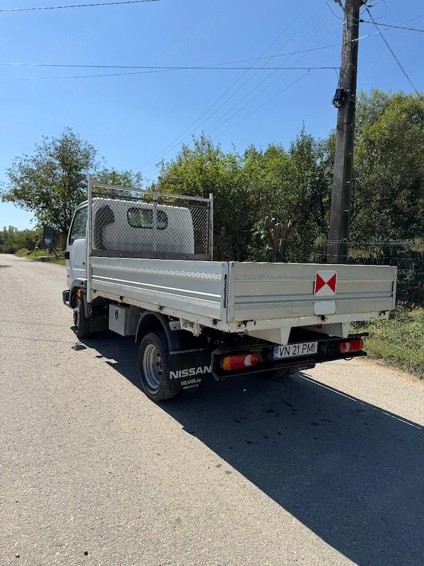 NISSAN Pickup 2005 — imagine 4