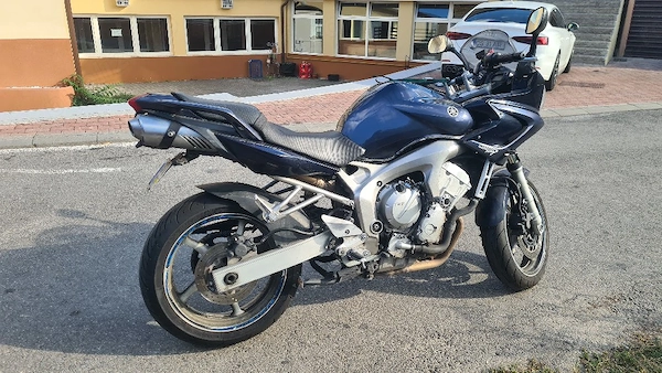 Yamaha fz 6. schimb