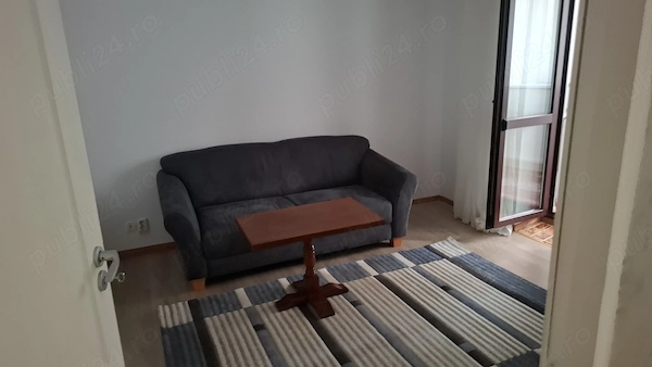Inchiriez apartament 2 camere str Oituz , lingă liceul Economic — fotografia 3