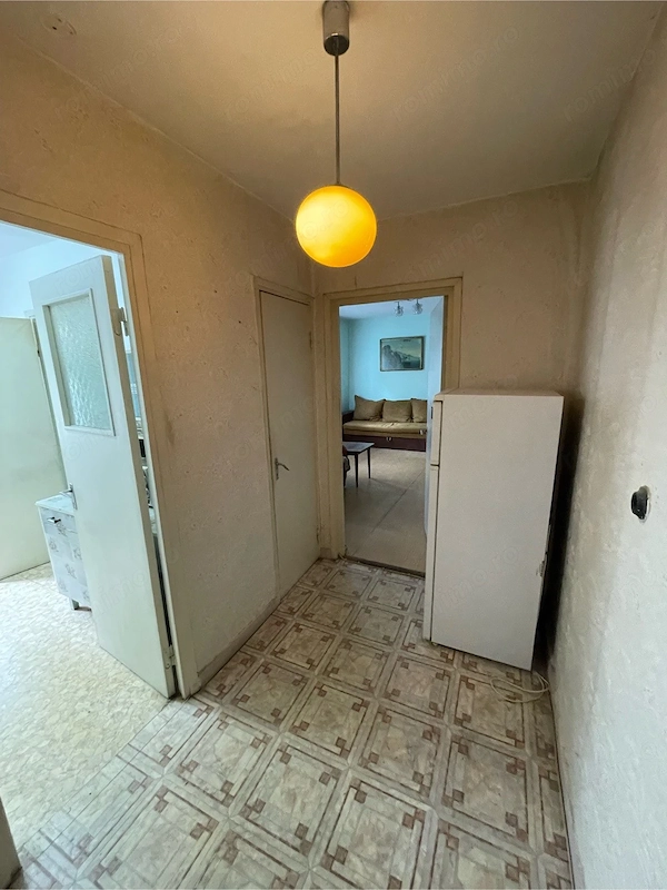 Vand Apartament 3 Camere Confort 1 ZONA Vest ETAJ 2 4 — fotografia 1