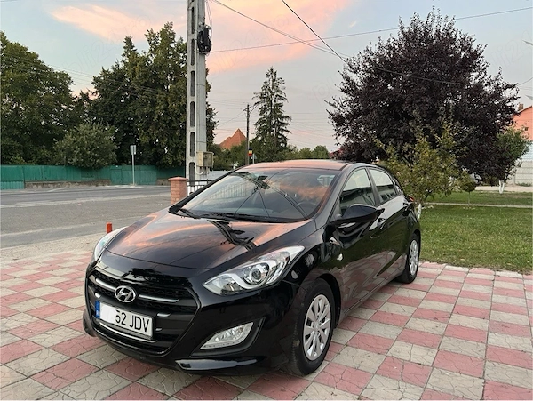 hyundai i30 2016