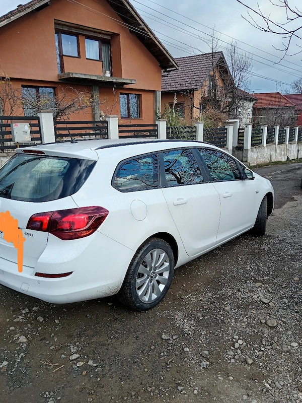 OPEL Astra 2012 — imagine 5