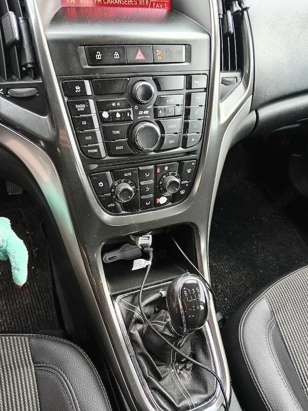 OPEL Astra 2012 — imagine 2
