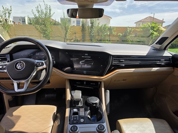 VOLKSWAGEN Touareg 2018 — imagine 4