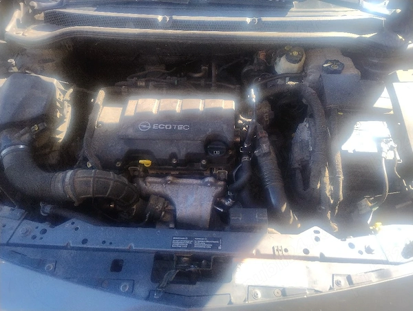 OPEL Astra 2011 — imagine 5