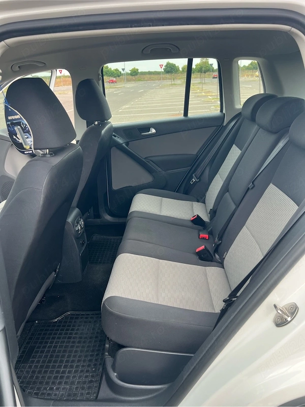 VOLKSWAGEN Tiguan 2012 — imagine 8