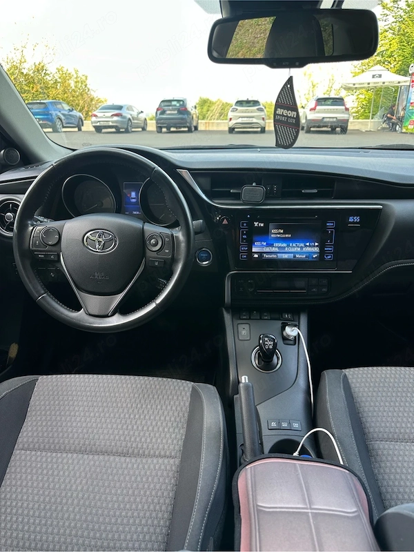 TOYOTA Auris 2019 — imagine 3