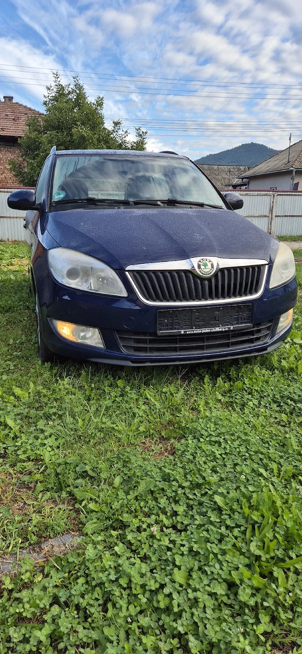 SKODA Fabia 2011 — imagine 4