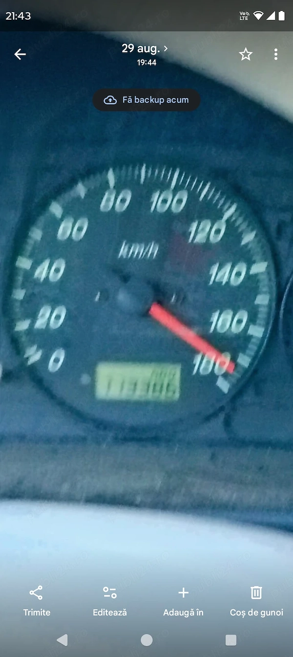 MAZDA 2 2002 — imagine 3