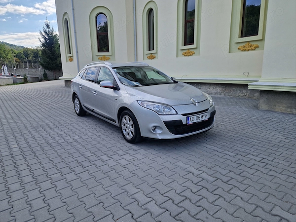 RENAULT Megane 2013 — imagine 5