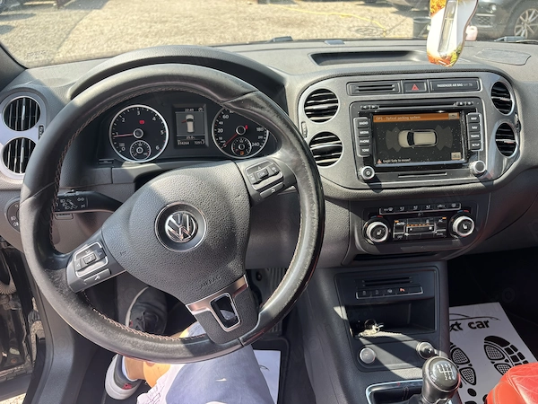 VOLKSWAGEN Tiguan 2012 — imagine 2