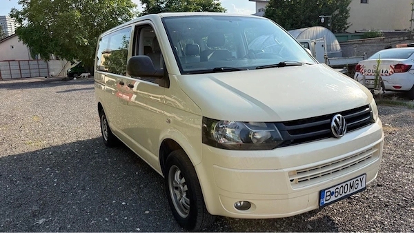 VOLKSWAGEN Caravelle 2011 — imagine 9
