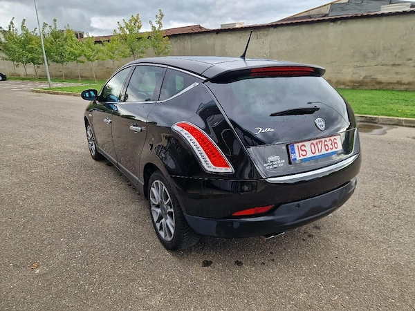 LANCIA Delta 2010 — imagine 4