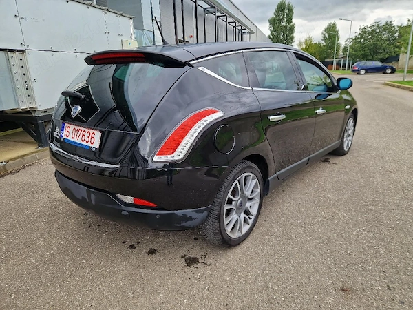 LANCIA Delta 2010 — imagine 5