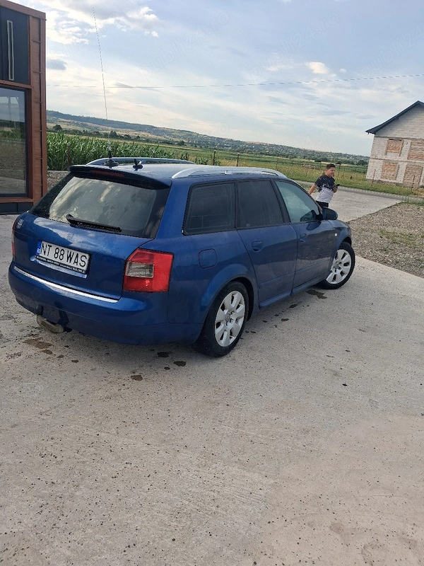 AUDI A4 2004 — imagine 3