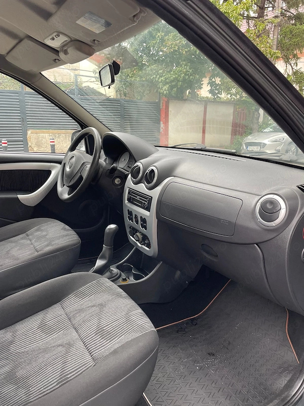 DACIA Logan 2011 — imagine 7